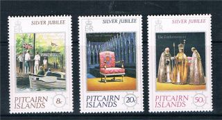 Pitcairn Is 1977 Silver Jubilee Sg 171/3 photo