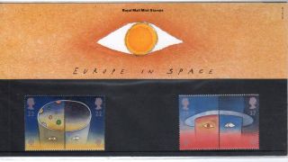 Qeii Presentation Pack No 217 Europe In Space 1991 photo