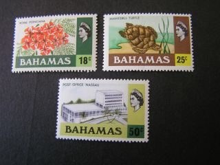 Bahamas,  Scott 325 - 327 (3) 18c+25c+50c Values 1971 Local Scenes Issue photo