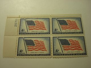 U.  S.  Stamp Plate Block 1094 4 Cent 1957 American Flag photo