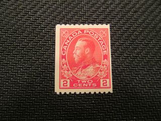 1915 Canada 2 Cent Stamp, ,  No Hinge,  132,  Cat.  $55.  00 photo