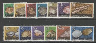 Grenadines Of St.  Vincent Sg38b/52b 1974 Shells With Imprint Date photo