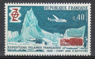 France 1968 Mi 1639 Sc 1224 North Polar Camp & Helicopter & Tractor photo