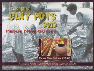 Papua Guinea 2012 Clay Pots Miniature Sheet Unmounted, photo