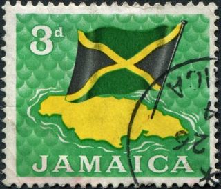 Jamaica 1964 - 8 3d Yellow,  Black And Emerald Sg221 Cv £0.  10 Uh Postage photo