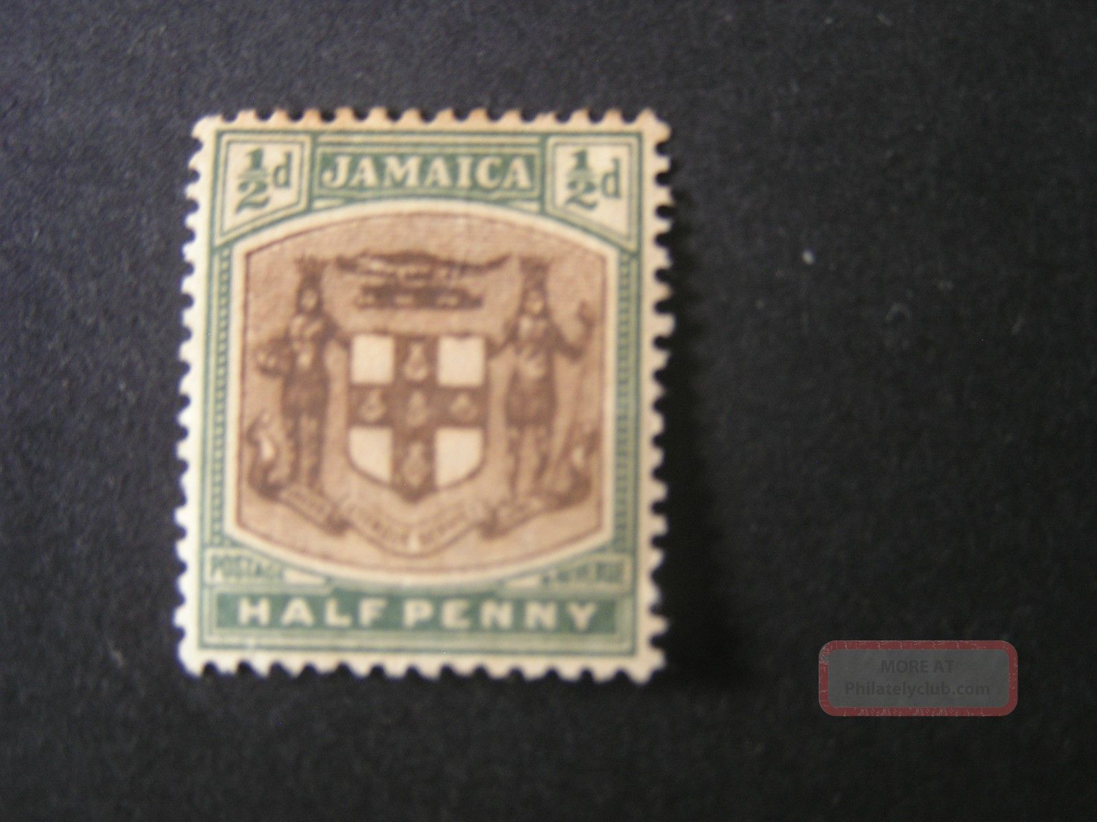 Jamaica,  Scott 33,  1/2p.  Value Green & Black Coat Of Arms 1903 - 04 Issue Mh Caribbean photo