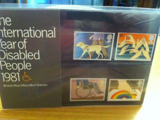 Post Office Presentation Pack No.  125 - Int Year Of The Disabled People - 25/3/81 photo