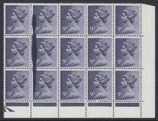 Great Britain - 1976 9p.  Violet (2b) - ' Ink Splash ' Error Block Of 15 Mm / Mh photo