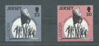 Jersey - 1995 - Sg698 & Sg699 - Cv £ 1.  20 - Unmounted photo