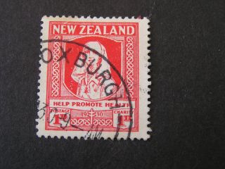 Zealand,  Scott B2,  1p+1p.  Value Semi Postal 1930 Nurse Inscribed photo