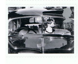 Dog At Car Window Image 2001 Self - Adhesive British Stamp - Nh - Rare photo