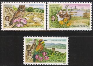 Hungary - 2001.  National Parks / Birds / Flowers Mi:4659 - 4661. photo