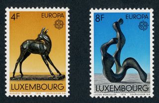 Luxembourg 546 - 7 Art,  Sculpture,  Animal photo