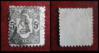 Zealand 1882 Second Side Face 5d Grey photo
