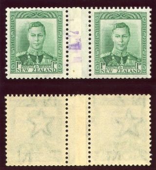 Zealand 1938 Kgvi 1d Green Coil Pair Rubber - Stamped 17.  Sg 606 Var. photo