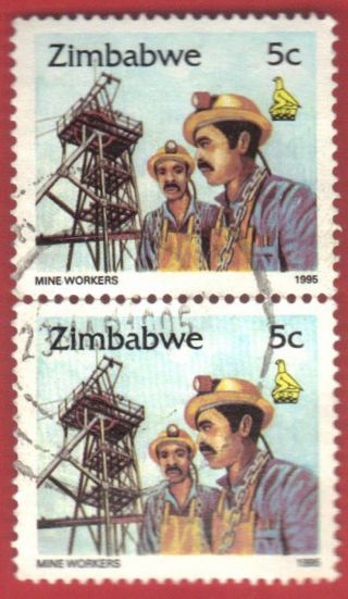 Zimbabwe Stamp Scott 724 Vertical Pair Stamp See Photo photo