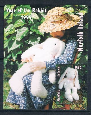Norfolk Is 1999 Year Of The Rabbit Sg Ms 692 photo