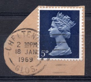 Gb = Postmark - Qe2,  `cheltenham / Glos.  ` Machine Cancel.  1969.  5d Machin. photo